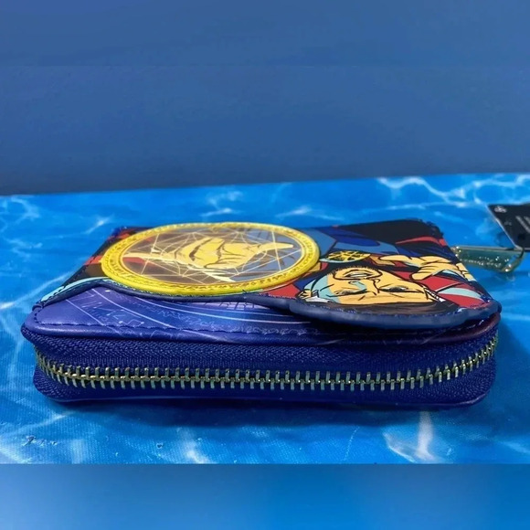 Marvel / Loungefly - Doctor Strange / Glow in the Dark Wallet - BNWT πͺπ§ββοΈ - Picture 15 of 16